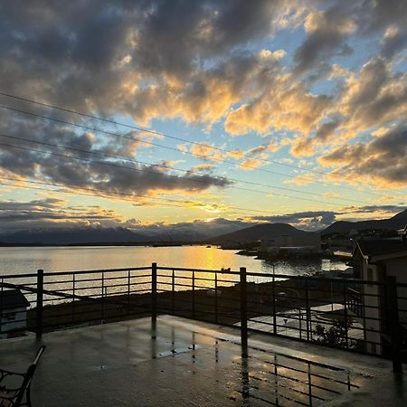 Balcones Del Beagle Apart Ushuaia Buitenkant foto