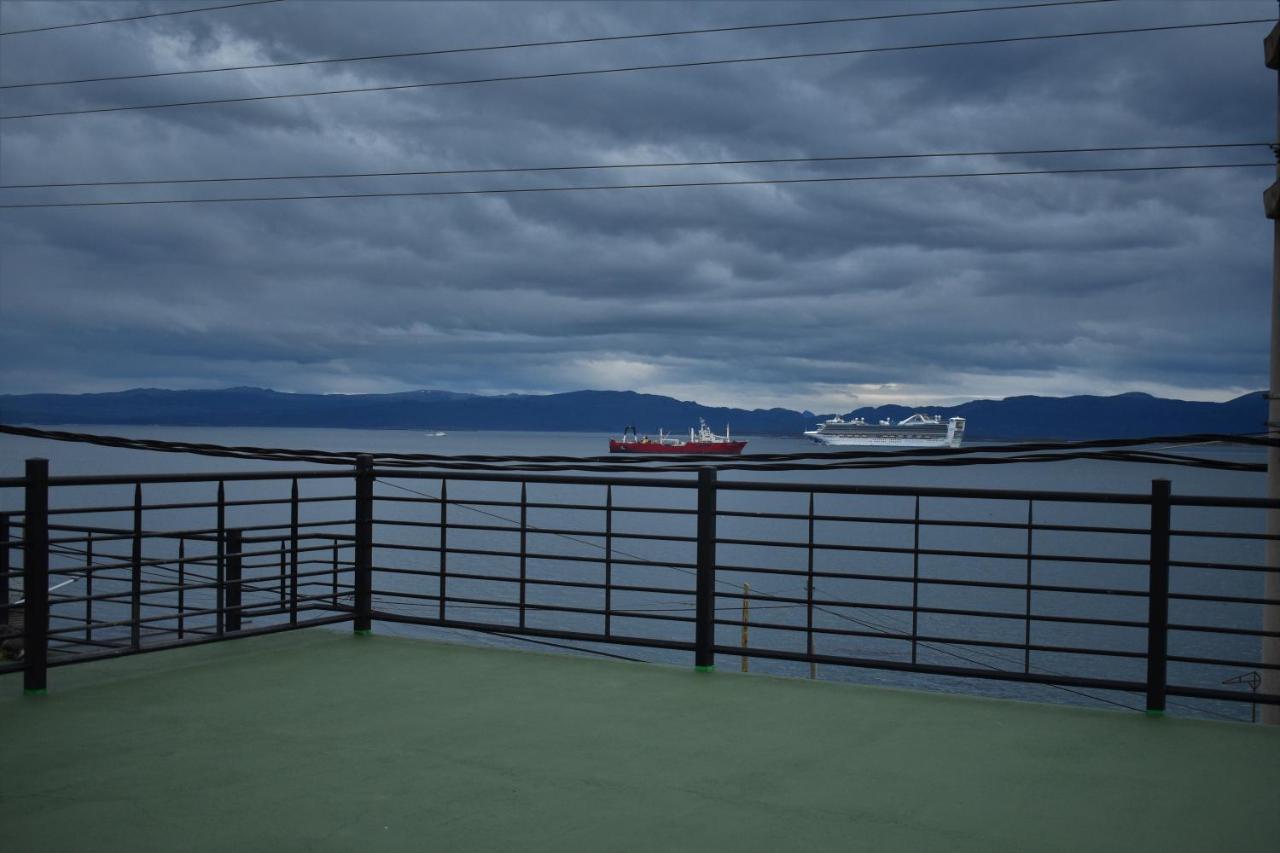 Balcones Del Beagle Apart Ushuaia Buitenkant foto